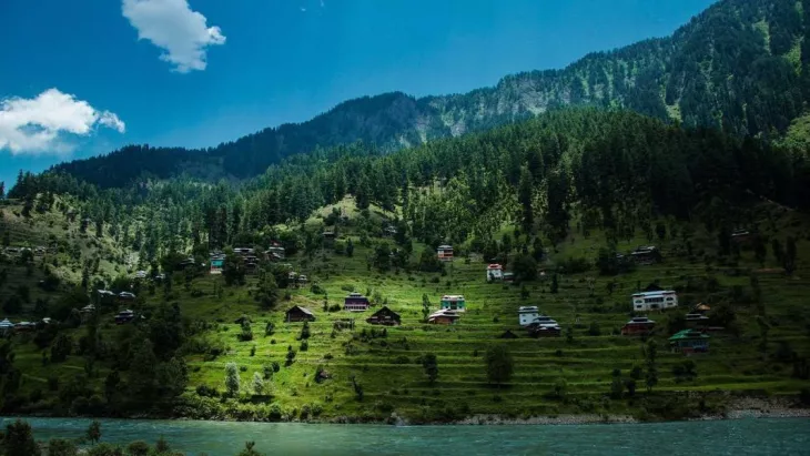 How To Plan A Budget Srinagar Vacation: Top Money Saving Tips