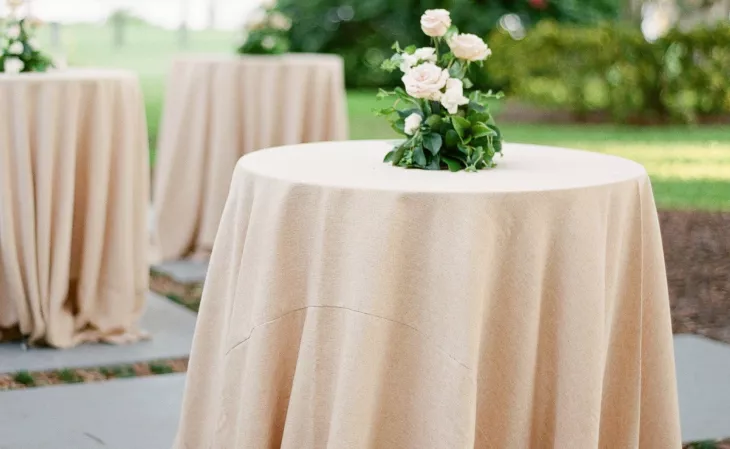 Where can you order wedding tablecloths?